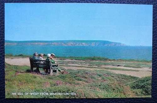VTG the Isle-of-Wight Milford-on-sea ポストカード-People on a Bench-J. Salmon-|WORLD RESOURCE【QUEEN店】
