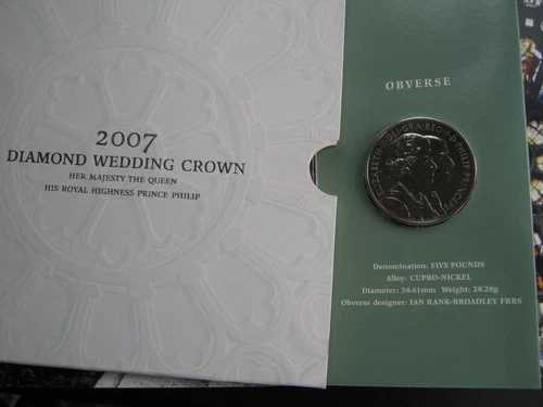 2007年 英国王立造幣局 5ポンドクラウン硬貨ブリスターパック エリザベス2世女王ダイヤモンド婚式|WORLD RESOURCE【QUEEN店】