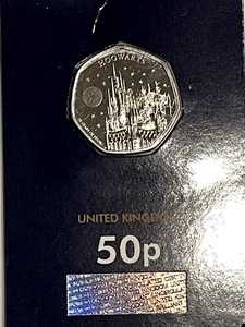 英国王立造幣局 2023年 50ペンス硬貨 - ホグワーツ(ハリー・ポッター) - チェンジチェッカー|WORLD RESOURCE【QUEEN店】