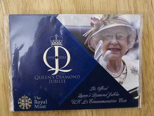 英国王立造幣局 2012年 エリザベス女王即位60周年記念 5ポンド硬貨パック｜WORLD RESOURCE【QUEEN店】 20,592円