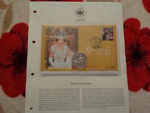 エリザベス2世女王戴冠式記念コインと切手初日カバー（2002年）。未使用品｜WORLD RESOURCE【QUEEN店】