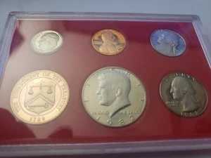 1982年-S プルーフ セット * 5 コインと 1 ミントトークン * 素晴らしいギフトアイデア-|WORLD RESOURCE【QUEEN店】