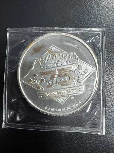 ヴィンテージ 1オンス 純銀製 - リグレー・フィールド 75周年ダイヤモンド記念（限定ミント）｜WORLD RESOURCE【QUEEN店】