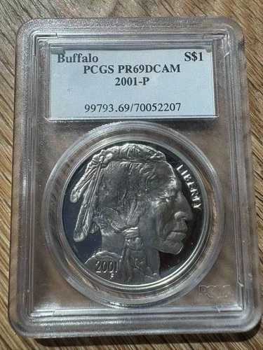 2001年Pミント アメリカ記念バッファロー銀貨 1ドル PCGS PR69 ディープカメオ｜WORLD RESOURCE【QUEEN店】 64,735円