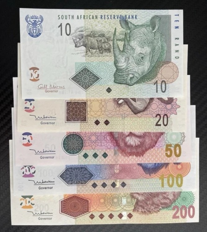 南アフリカ 10-200ランド 2005 P128-132 UNC 未流通セット アフリカ ビッグ5|WORLD RESOURCE【QUEEN店】