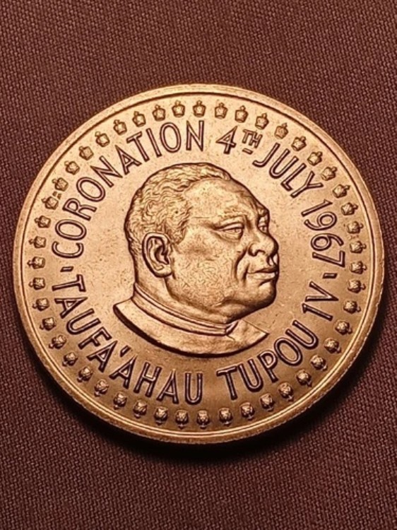 レアジェム Unc Tonga 1967 パアンガ~タプー IV の戴冠~13,000 鋳造~フリーシップ｜WORLD RESOURCE【QUEEN店】