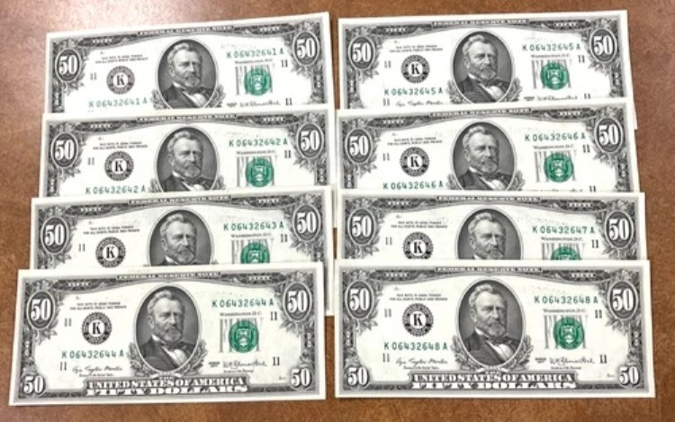 1977年 50.00ドル FRN 8枚綴り 番号641-648 CRISP UNC K DALLAS｜WORLD RESOURCE【QUEEN店】