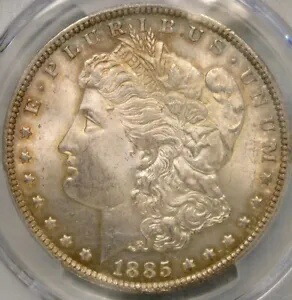 1885年 O モーガン シルバー ドル ゴージャスな美しさ、レインボー調の希少性 *PCGS MS 64*