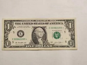 米国 $1* スター 5E ファンシー SN レーダー 00 982289 VF から (YR2)