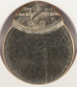 1971-D 50c ケネディ ハーフストライク 70% オフセンター NGC MS63｜WORLD RESOURCE【KING店】