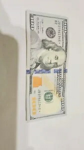 100 ドル紙幣。スターノート*。 100$ 2009.#07861.946*