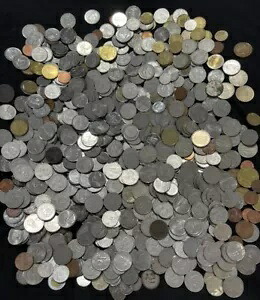 12 ポンド以上の外国硬貨 - さまざまな年代