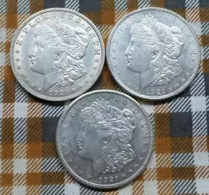 シルバー モルガン $1 コイン 3 枚、モルガン シルバー ダラー 3 枚、1921 PDS ミント コインのロット