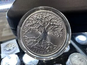 2023 ニウエ ツリー オブ ライフ 1 オンス シルバー $2 コイン 2 個（カプセル入り）