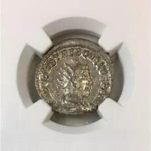 ローマ帝国トレブ。 Gallus, AD 251-253 NGC Ch AU ***Rev Tye's*** #5112