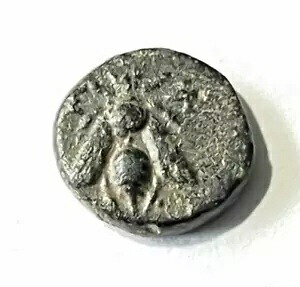 古代コイン ギリシャ イオニア エフェソス AE 小アジア 紀元前 305 ～ 288 年。ひざまずくミツバチ｜WORLD RESOURCE【KING店】