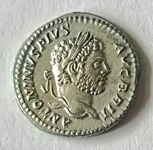 古代銀貨 ローマ帝国 カラカラ AR デナリウス 198 ～ 217 AD。｜WORLD RESOURCE【KING店】 84,095円