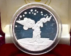 楽天市場】【銀メダル】ミッキーマウス 75周年 造幣局製カラー銀メダル