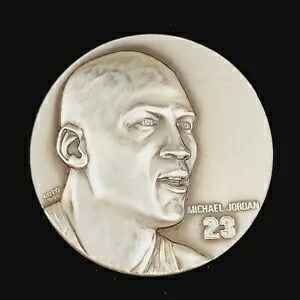 楽天市場】NBA ブルズ マイケル・ジョーダン 引退 記念 ピンバッジ