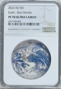 NGC PF 70 ULTRA CAMEO 2022 フィジー S$1 アースブルー マーブル 記念コイン｜WORLD RESOURCE【KING店】 160,050円