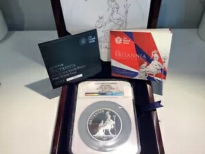 2013 イギリス 10 ポンド ブリタニア 5 オンス プルーフ NGC PF 70 ファースト リリース b15.3