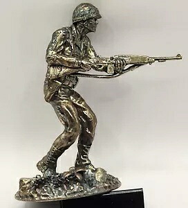 4 オンス シルバー スタチュー - 兵士コレクション - ライフルマン グローバー S ジョンズ COA & ボックス付き