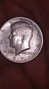 レアな Jfk ハーフダラー 1971 中古ですが、非常に良好な状態です。