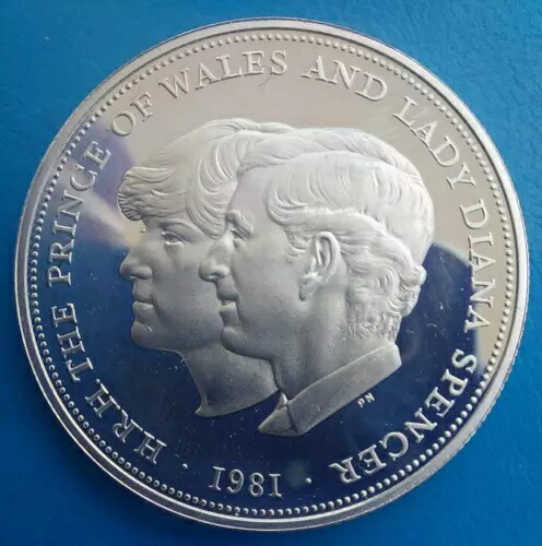 楽天市場】イギリス エリザベス女王 銀婚式記念 25ニューペンス白銅貨