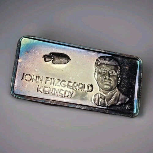JFKケネディ　偉大なアメリカ人　ハミルトンミント　1オンス　シルバーバー　レインボートーン