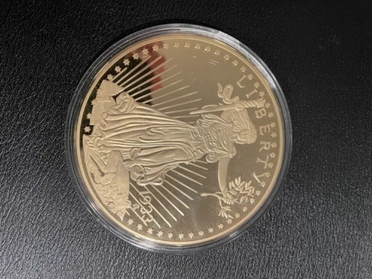 1933年米国金メッキ巨大25ドルリバティダブルイーグルコイン重厚ノベルティ 56,870円