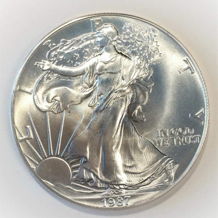 1988年 未使用○ イーグル銀貨 1ozダラー 純銀 31g コイン