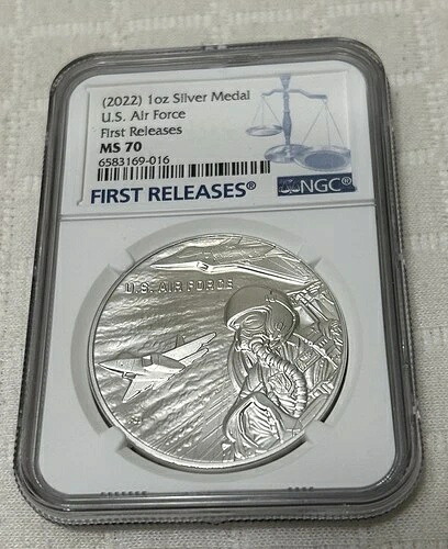2022年 アメリカ空軍 .9999 1オンス 純銀メダル 初公開 Ms70