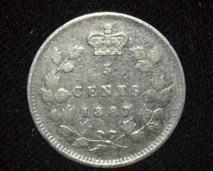 カナダ 1887/7年 オーバーデート 5セント シルバー KM2 非常に良好な状態 ~A13|WORLD RESOURCE【KING店】