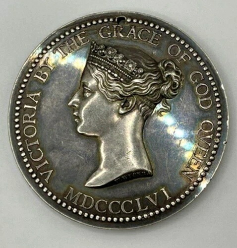 1878年 イギリス 芸術における成功に対する国家勲章 銀貨 93g (54mm) 152,900円