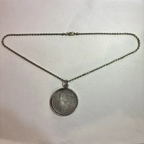 ハラーズクラブ リノ＆レイクタホ 1897年 モルガン銀貨ペンダントネックレス