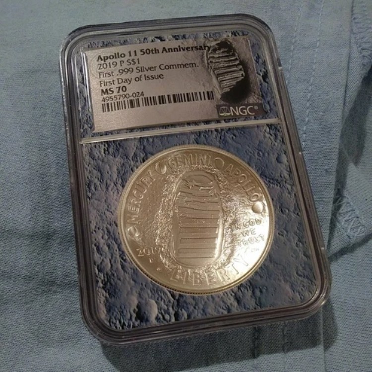 ゲームではありません!激レア!20年物銀貨アポロ11号記念シルバー 19CH