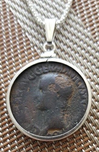 ローマ皇帝カリグラの本物の古代コインシルバーペンダントネックレス