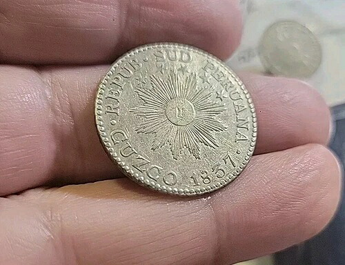 1837年 2レアル 南ペルー 銀貨 クスコ造幣局 ピート・ザ・グリーク www|WORLD RESOURCE【KING店】