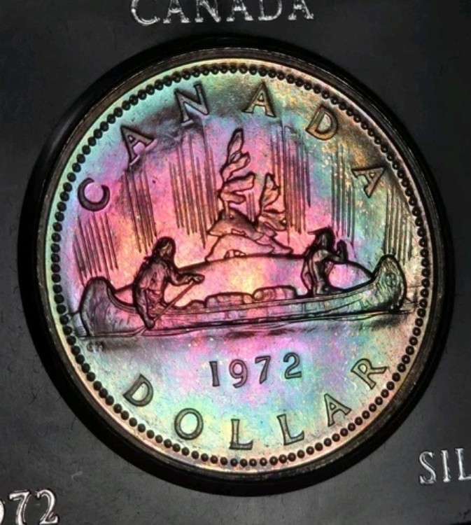 1972年カナダ ボヤージャー シルバードル 1ドル 明るいネオンレインボートーンエレクトリックカラー｜WORLD RESOURCE【KING店】 138,050円