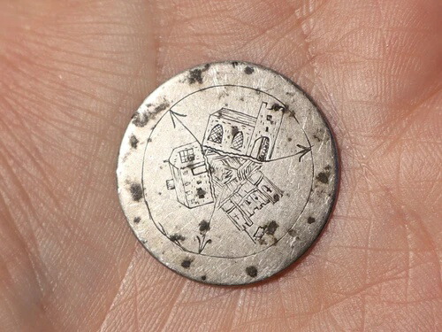 19世紀の精巧な彫刻が施された銀貨 フェイス / チャーチ キャッスル ハウス ラブトークン #GT17
