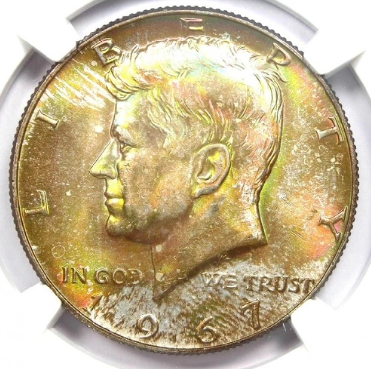 1967 年ケネディ ハーフ ドル (50 セント コイン) - NGC MS67 - MS67 では希少 - NGC の価値は 3,150 ドル!