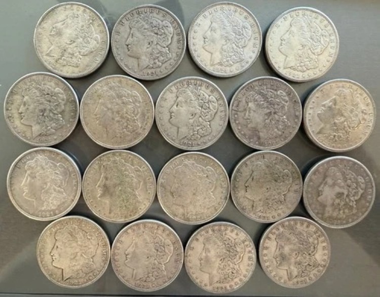 1921-S 米国モルガン 1.00 ドル流通銀貨 18 枚セット