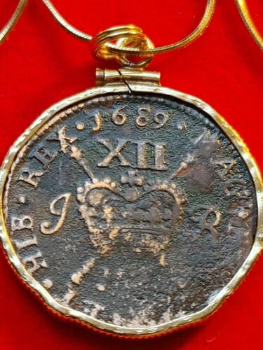 1689年アイルランド反乱軍の銃貨幣シリングペンダントと22インチの金張りチェーン 242,550円