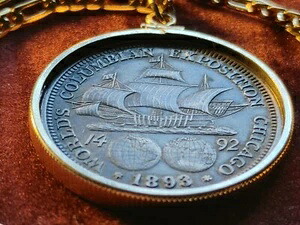 米国 1893年コロンビア万国博覧会 50セント硬貨ペンダント(24インチの金張りチェーン付き)|WORLD RESOURCE【KING店】