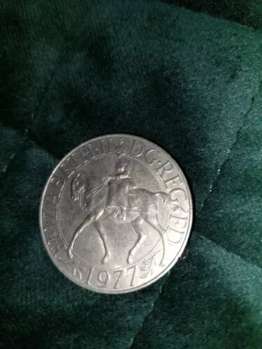 楽天市場】1ポンド DG.REG.FD-1983 エリザベス2世、レアコイン良好な