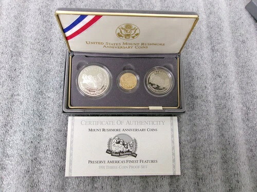 1991年米国造幣局ラシュモア山記念コインセット。金貨と銀貨。USC00UC0