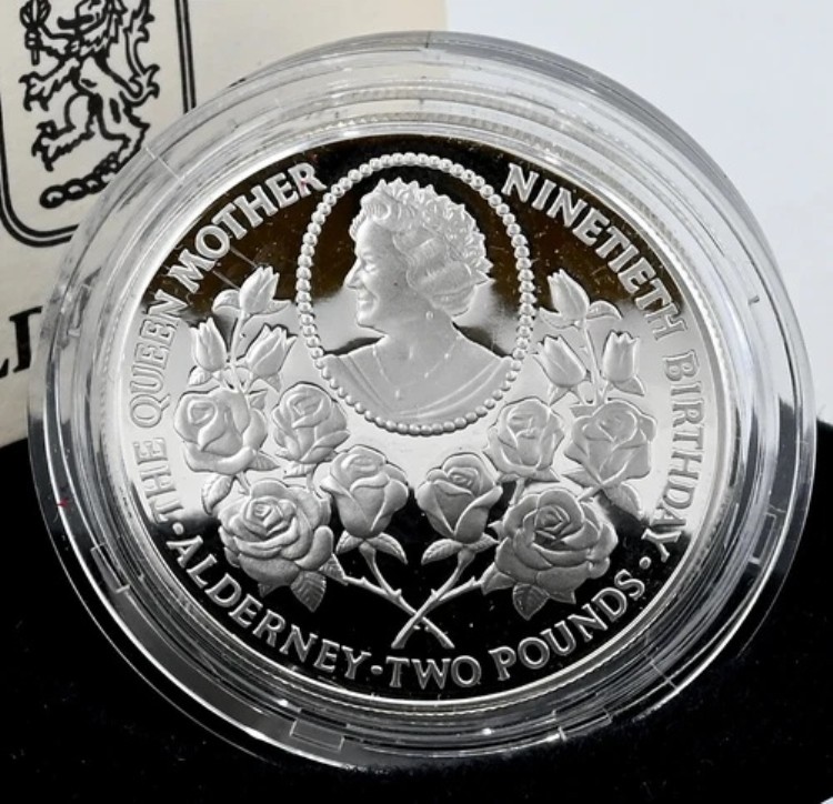 オルダニー 2ポンド 1990年 銀貨 28.28g プルーフ「皇太后90歳記念」箱/CoA