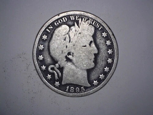 1895年ニューオーリンズ造幣局発行のバーバー銀貨（50セント硬貨）