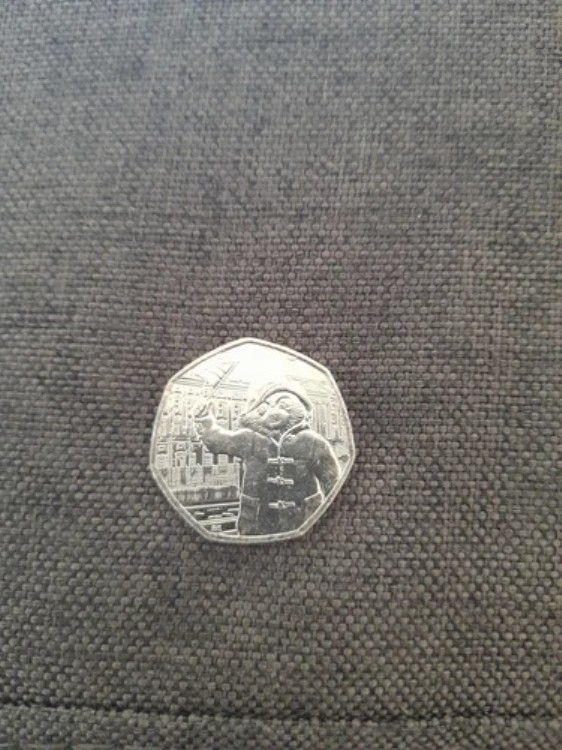 英国50ペンス硬貨 ? バッキンガム宮殿のパディントンベア 2018