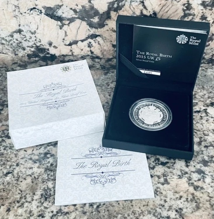 2015年 英国王立造幣局 シルバープルーフ 5ポンド 1オンス コイン 箱・品質証明書付き /9500